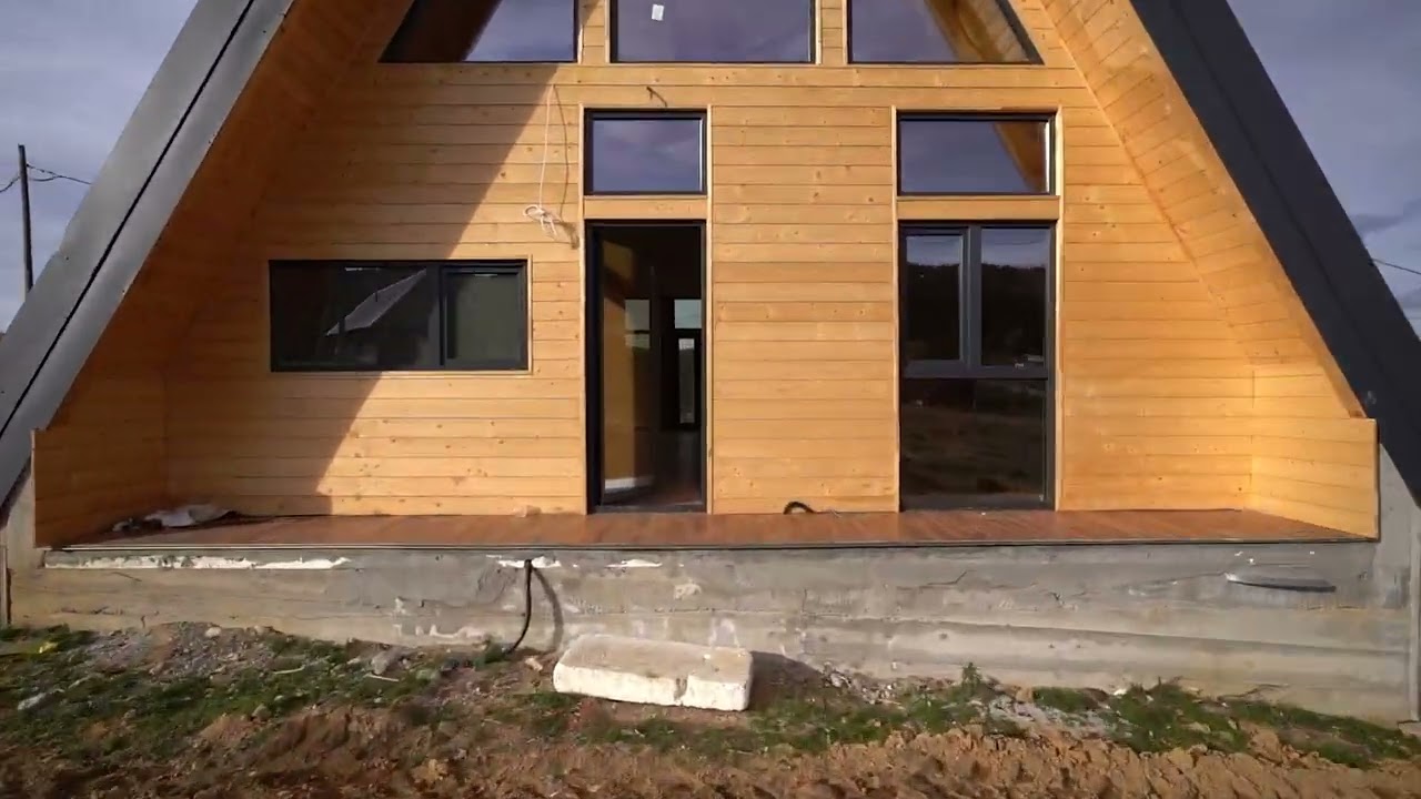 Cabana A-Frame, finisata, Smida