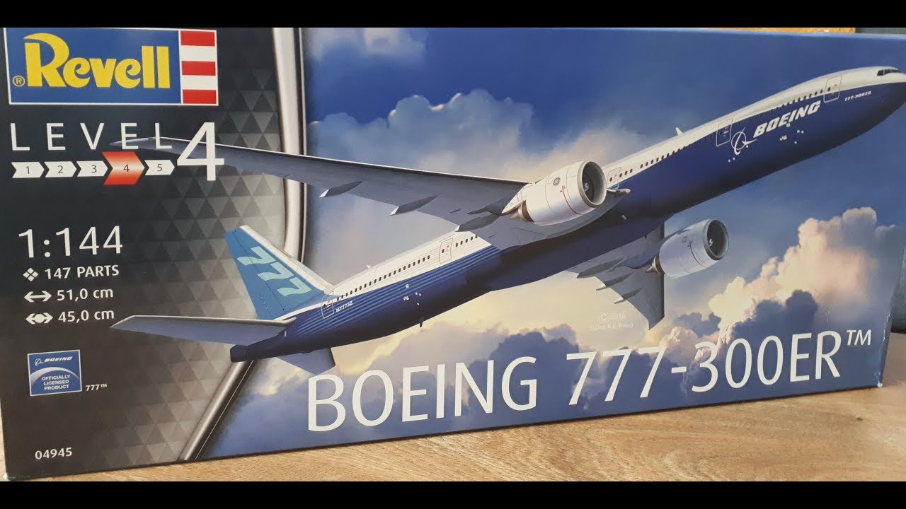 REVELL 04945 / Boeing 777 - 300er  # 2
