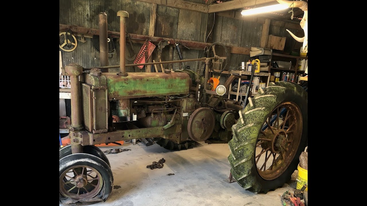 1936 John Deere B Running!!!