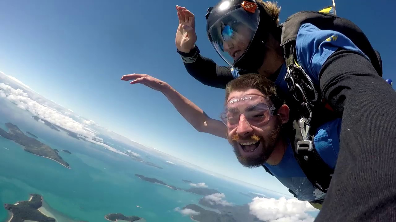 Skydiving in Airlie Beach, Queensland, Australia (Whitsundays)