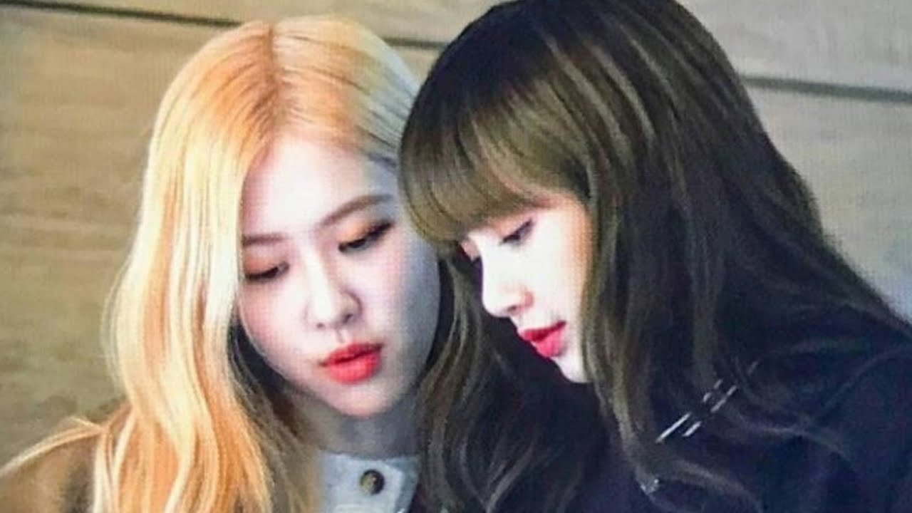 Chaelisa​ my​ bias.​#chaelisa#lisa​#rose#blackpink​