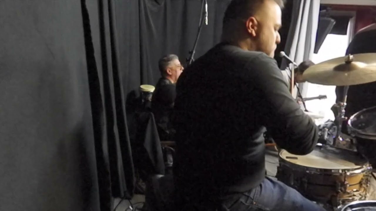 Cocina Latina - comping behind Pedro Cardoso's solo on Mambo Influenciado