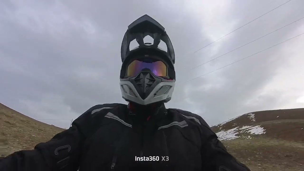 Zorlu bir rampayı 250cc Yuki Victor ile tırmanış denemesi