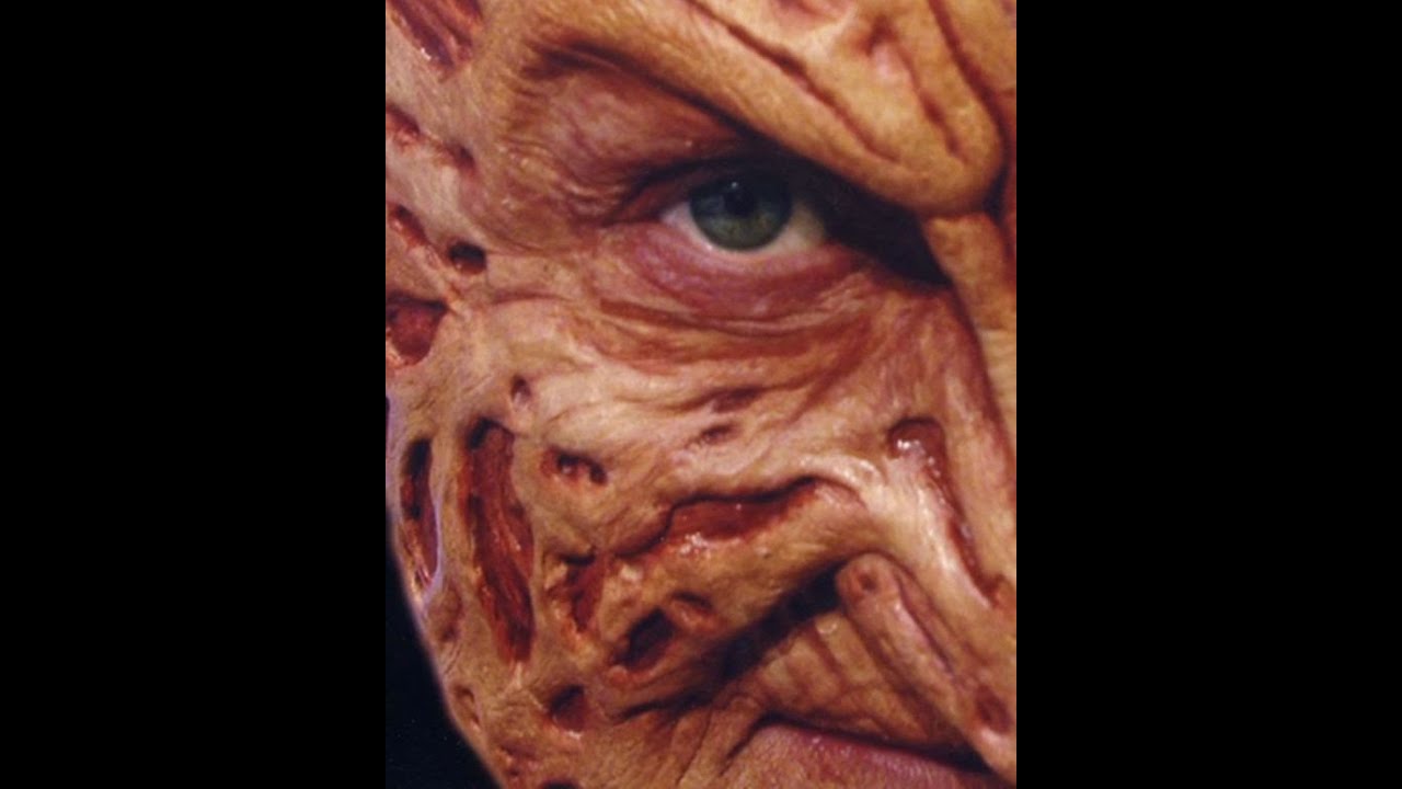 Painting a silicone Freddy Krueger mask #siliconemask #freddy #smoothon