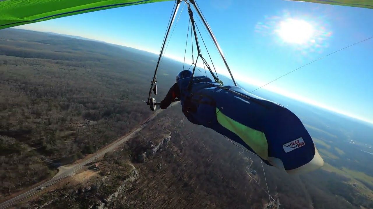 Winter Hang Glider Aerotow at Lookout Mountain Flight Park