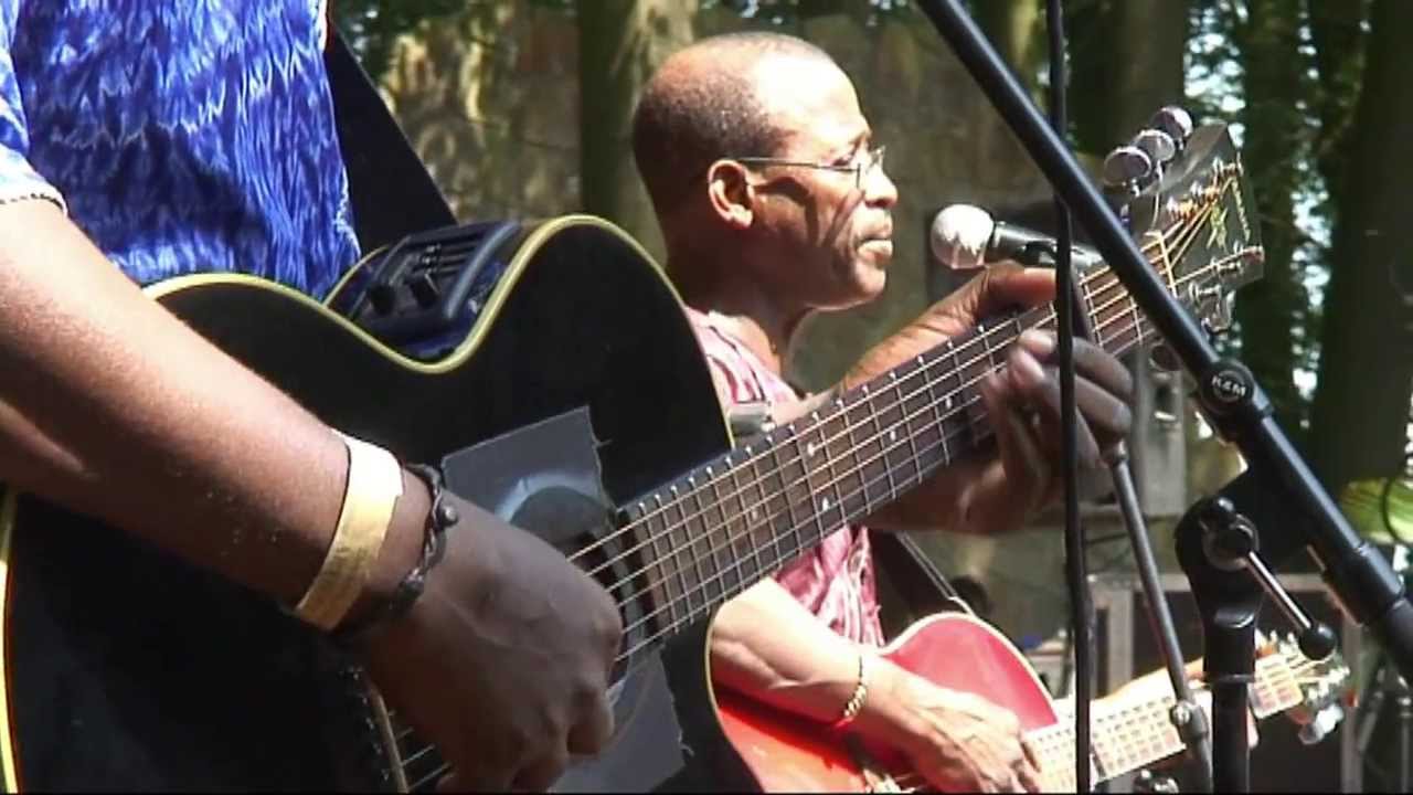 Afel Bocoum & Alkibar - 3 - LIVE at Afrikafestival Hertme 2010