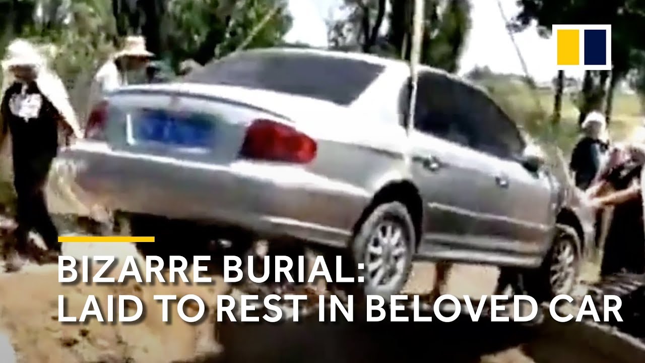 Chinese man asked to be buried in his beloved car