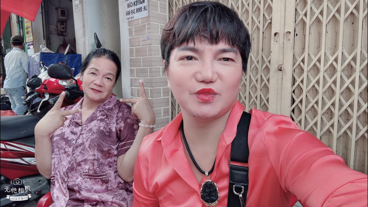 LGBT Tiểu Yến tử.sáng thứ 333 cả nhà mình đưa ông táo  về trời