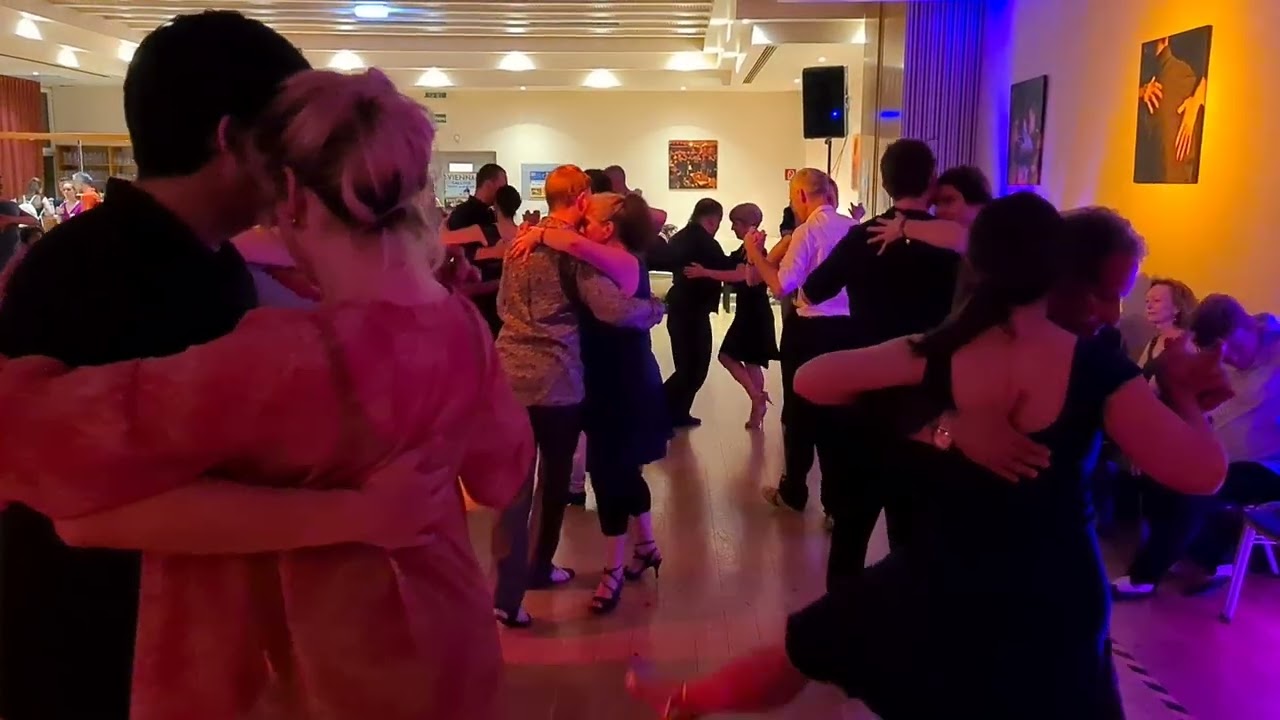 Vienna Calling Tango Marathon (15. 5. 2022) after party ~ DJ  Andrea Sorgo 1/2
