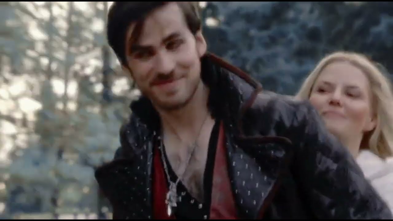 Emma&Hook ||  В самое сердце