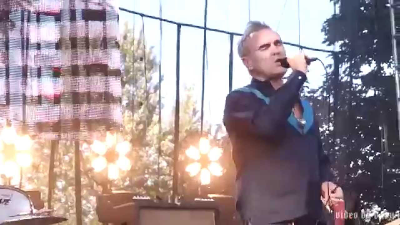 Morrissey-SUEDEHEAD-Live @ Edgefield, Troutdale, OR, July 23, 2015-The Smiths-MOZ
