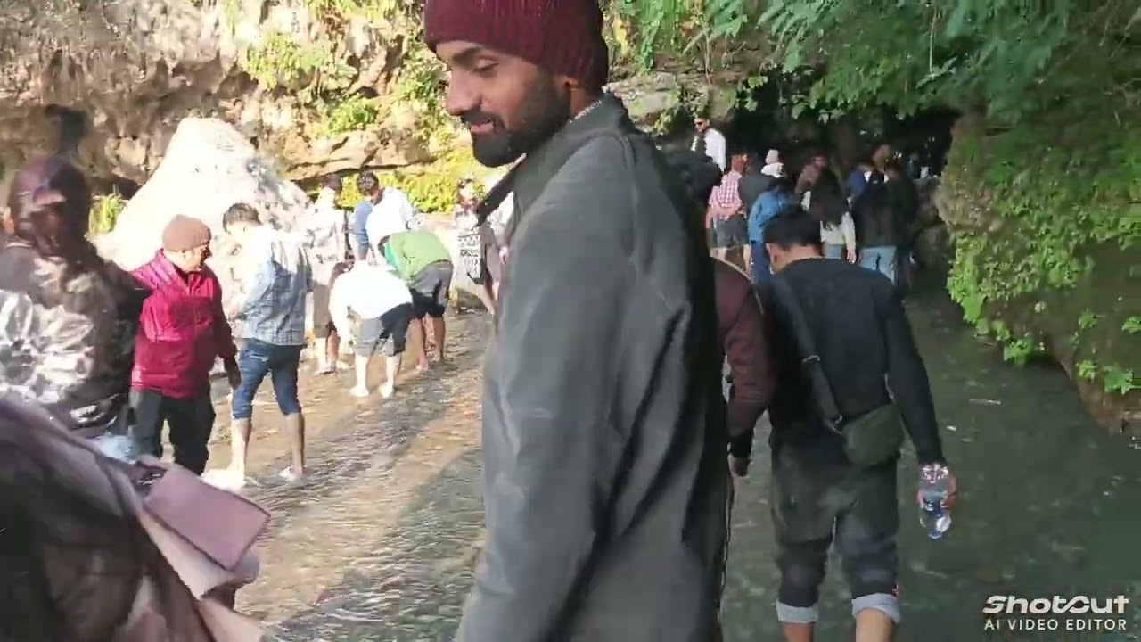 गुच्चूपानी रॉबर्स केव देहरादून उत्तराखंड ( भाग 1 )