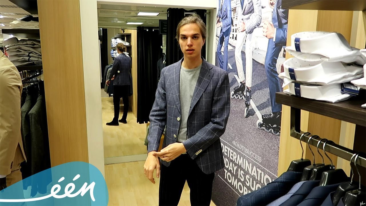 Op kot: Lars gaat opzoek naar een kostuum