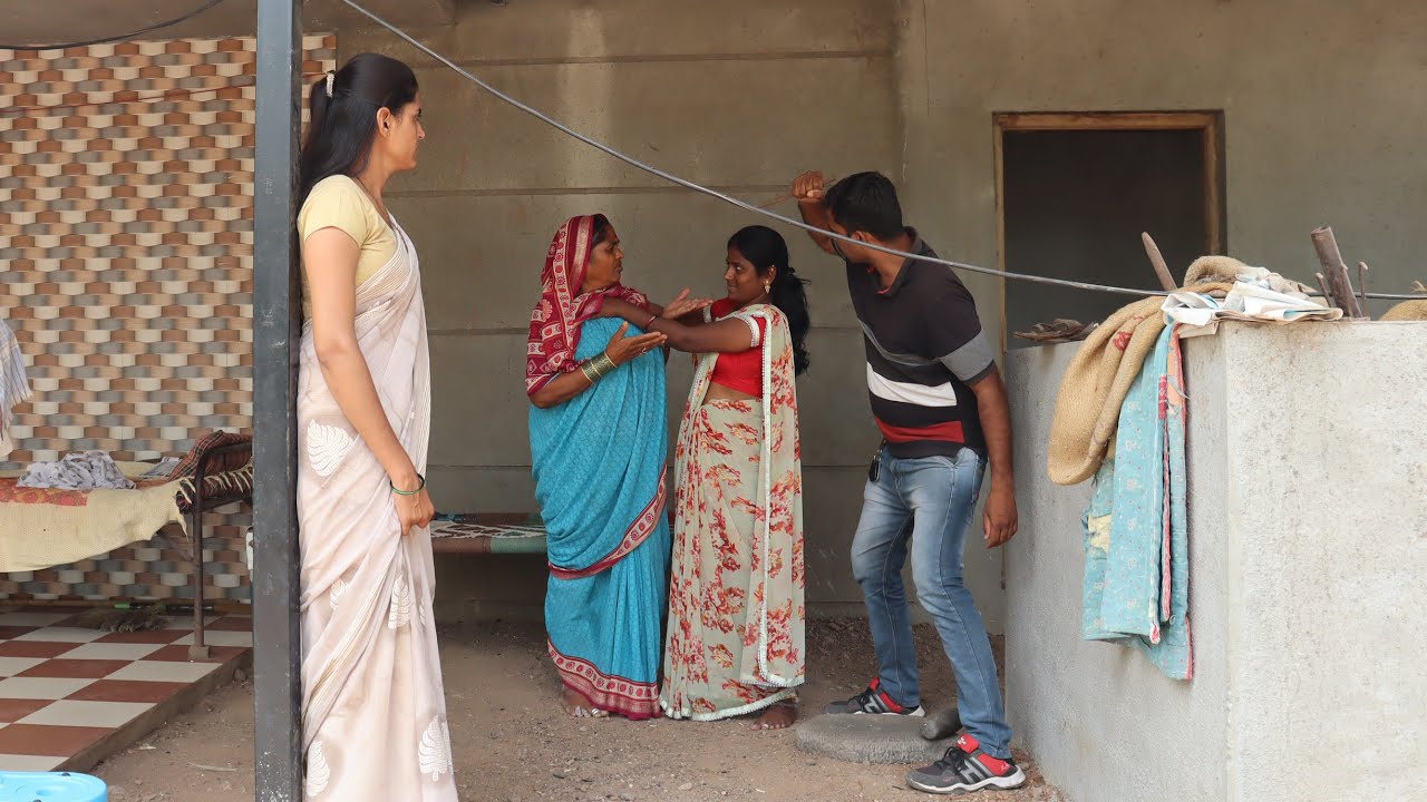 सासु😘उपाशी मारती मला बंगल्यात राहायचय💃कसा निर्णय घेणार🤔By-Ashwini gavhane