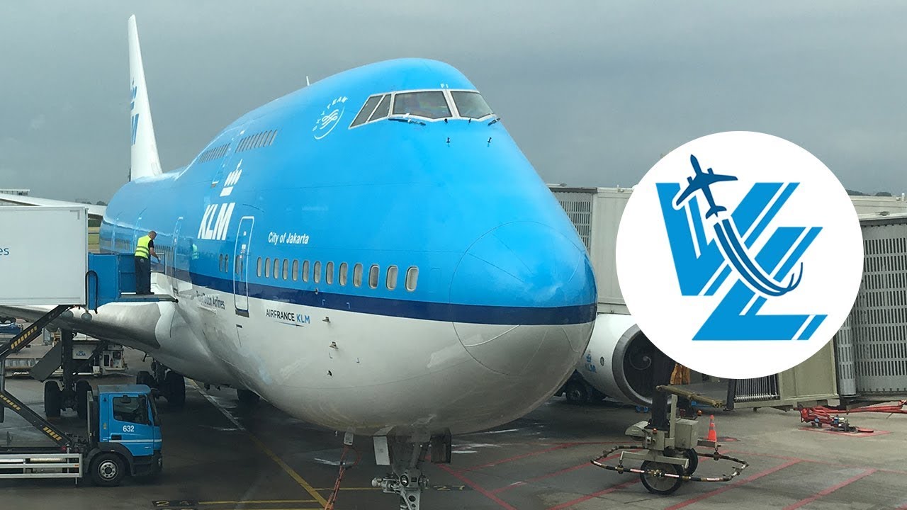 KLM New World Business Class Boeing 747 Upper Deck review