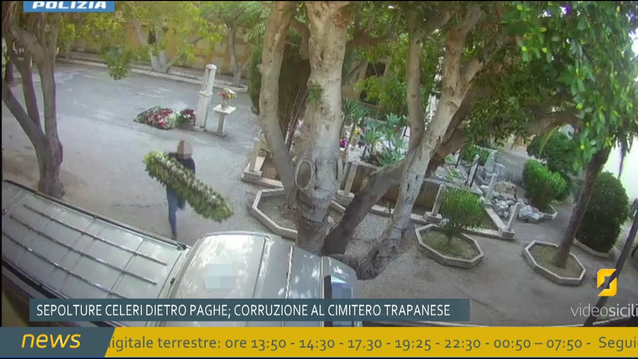 Trapani, tumulazioni veloci al cimitero con «il caffè per il necroforo»