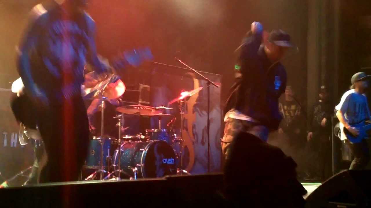 Emmure (R2 Deepthroat) live 3/25/12