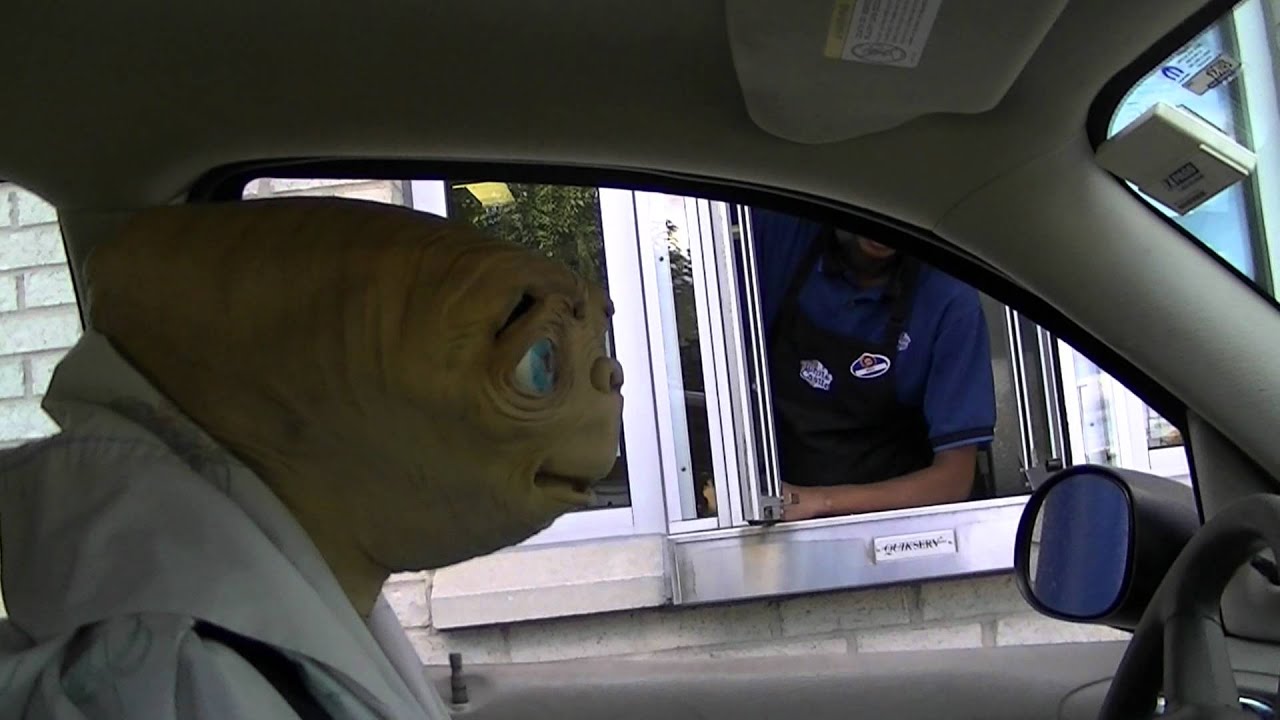 STONE COLD E.T. — Уморительный драйв-сквозной WWE