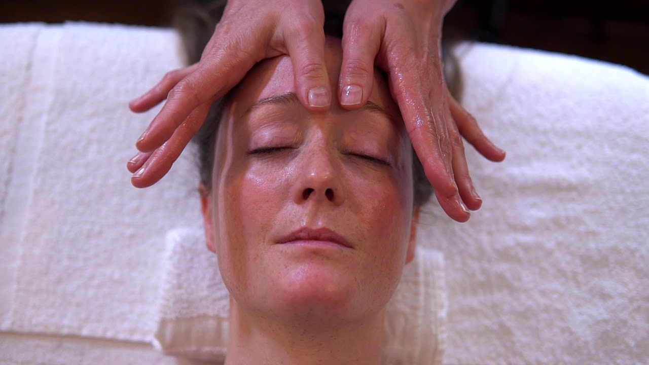 NuFace Microcurrent Facial