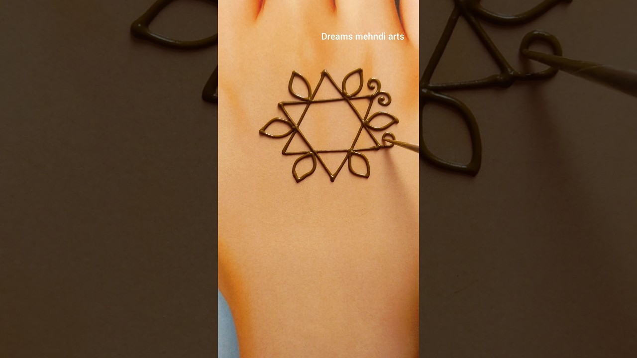 Simple New Stylish arabic Mehndi Design for Bridesmaids UK-USA Viral&rdquo; Back Hand Mehndi Design