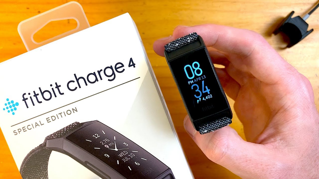 Fitbit Charge 4 - First Impressions, Setup and First Test!