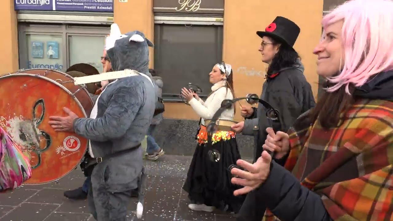 Carnevale a Cernusco 2023 - Banda de Cernusco 4K
