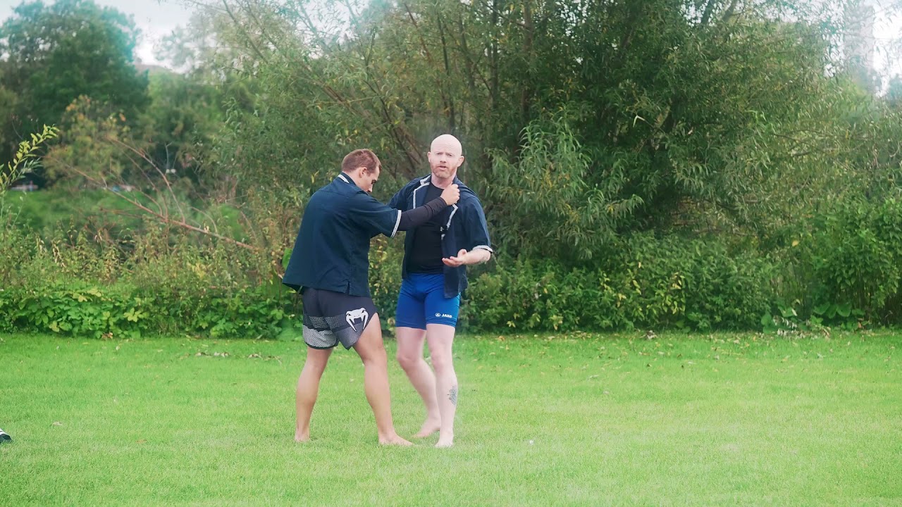 Techniques for Irish Collar and Elbow Wrestling: Cor S&aacute;la (Back Heel / Outside Hook)