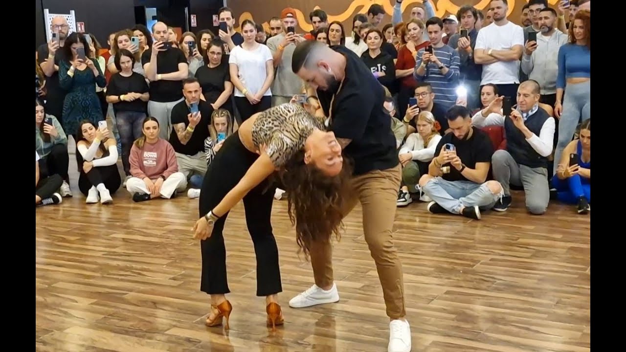 DANIEL Y DESIREE WORKSHOP BLACK BACHATA ESCAPATE Y BAILA GRANADA 2024