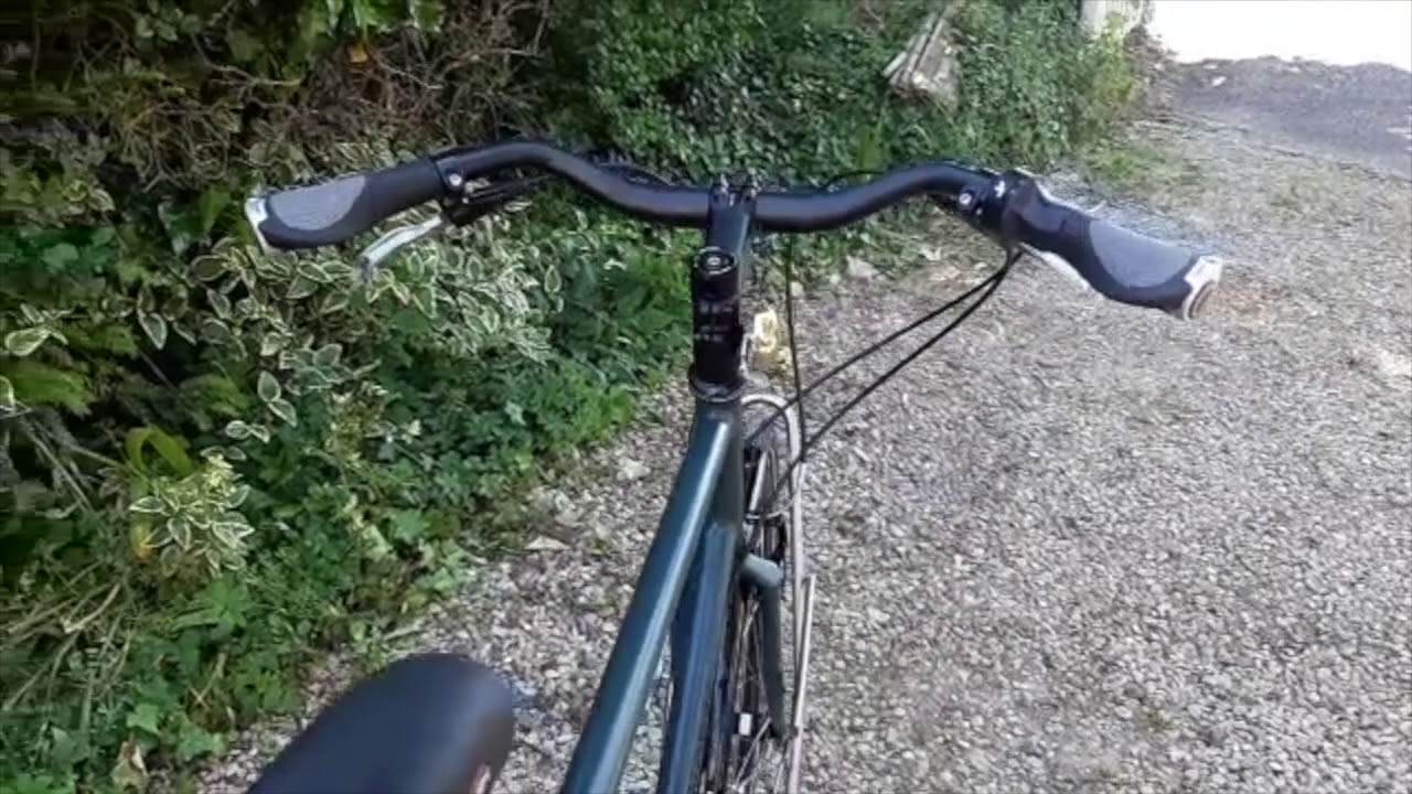 A Custom-built Rohloff Tour (700c)