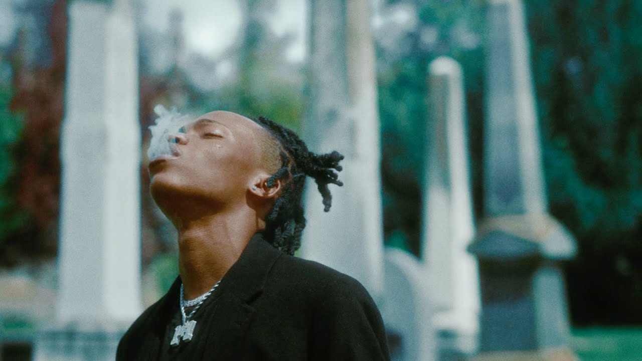 ARMANII - EASY (Official Music Video)