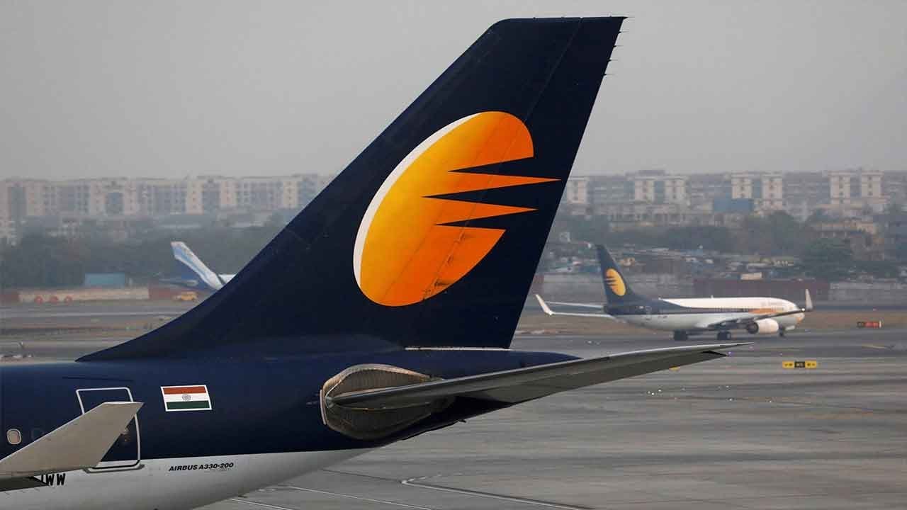 Watch: Jet Airways initiates talks with SBI to raise Rs 1500 Cr