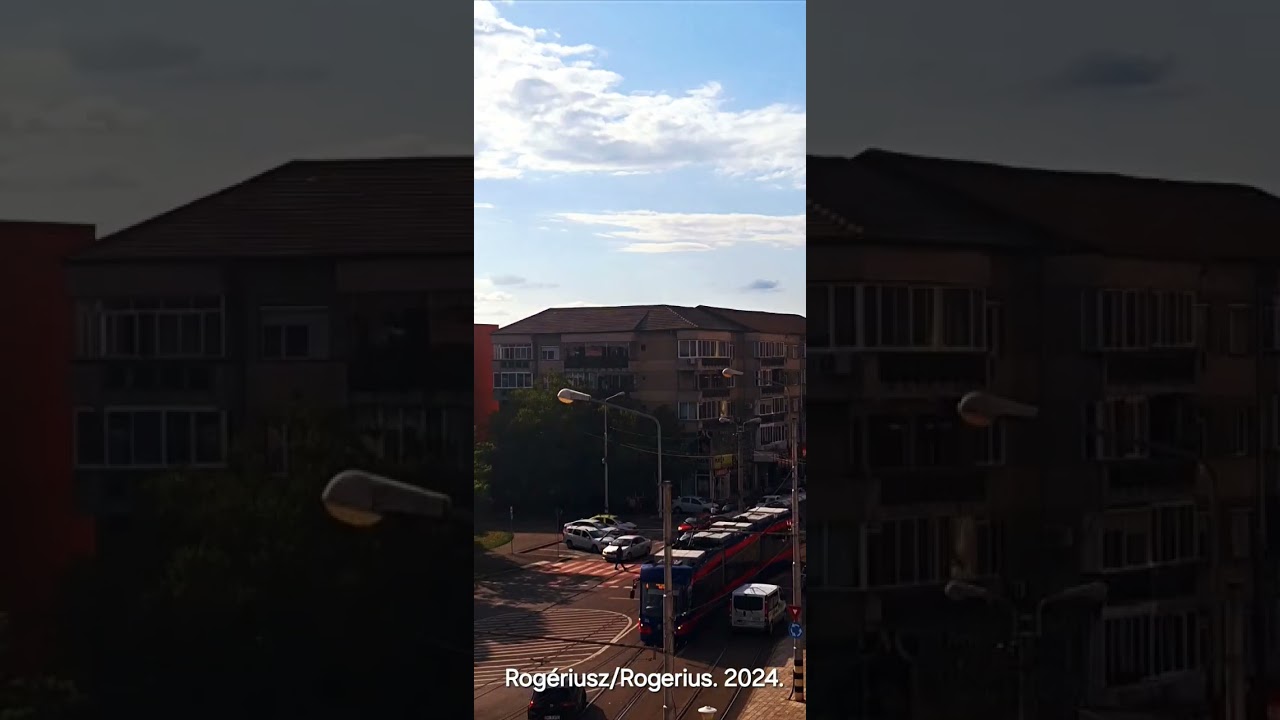 Rog&eacute;riusz piacr&oacute;l n&eacute;zve/Văzut din Piața Rogerius