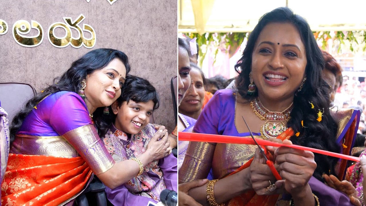 Suma Kanakala & Bulliraju inaugurated Vasavi Vastralaya in Sircilla