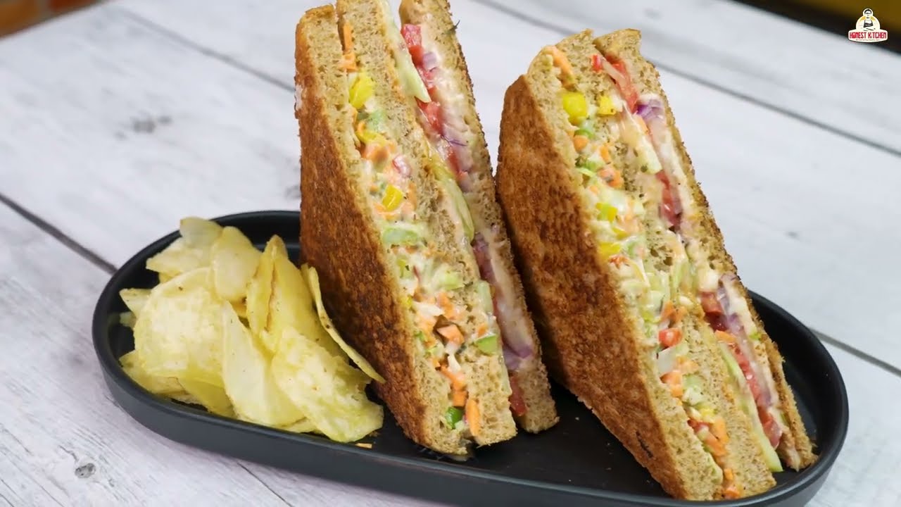 मार्केट जैसा वेज क्लब सैंडविच केवल 5 मिनट में  | Veg Club Sandwich Recipe | Vegetable Sandwich