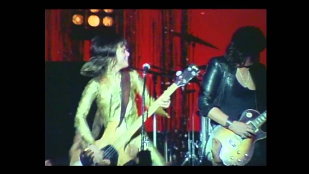 SUZI QUATRO - JAILHOUSE ROCK - TOUR JAPAN 75