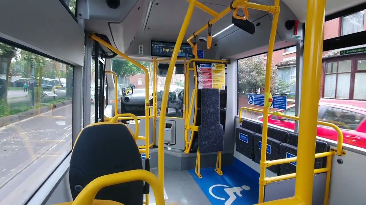 *MEGA THRASH* First Manchester 'Bee Network' Mercedes-Benz Mellor Strata 58002 (LV24 HLR) Route 450
