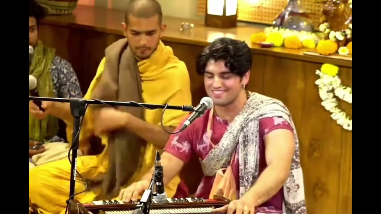 হৃদয়স্পর্শী হরিনাম সংকীর্তন।। Heart touching kirtan 🥰