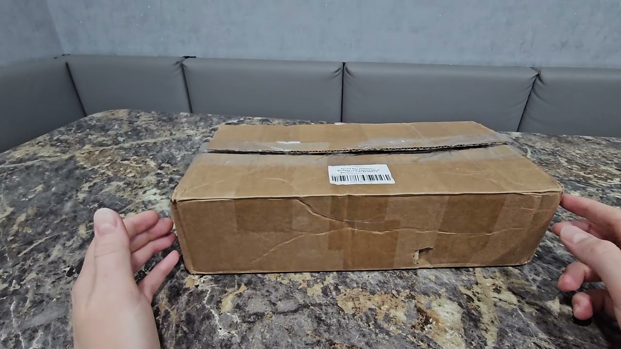 Распаковка  подарка 🎁 🎁 🎁  к новому году от канала ,,Кукляшки у Наташки,,. Болталка. #doll 