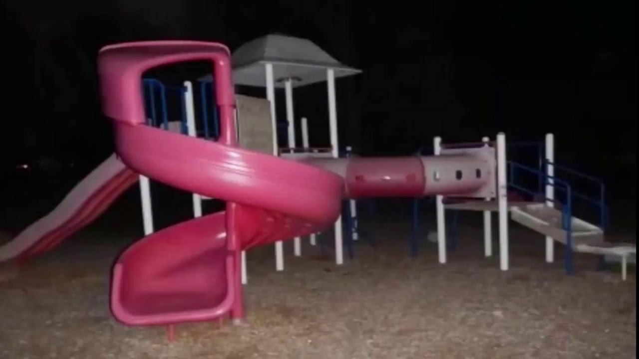 Some of my favorite strangely familiar pictures