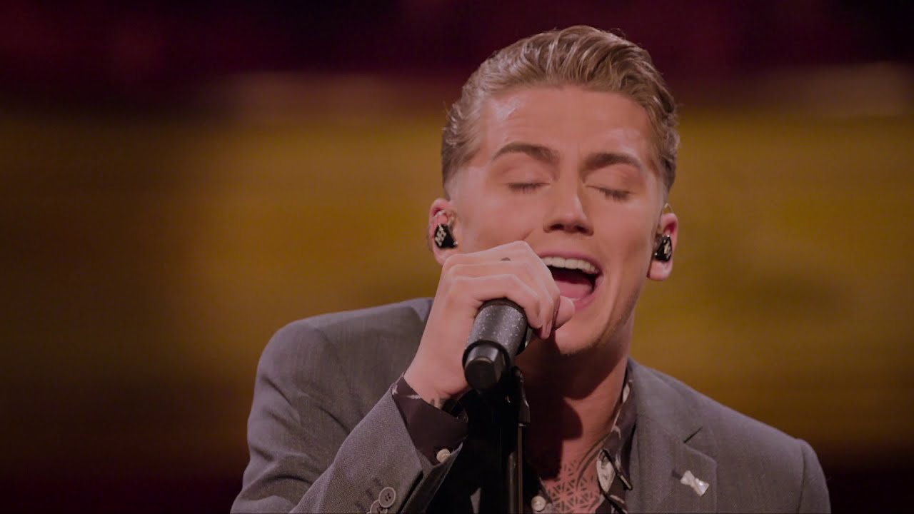 Mart Hoogkamer - All By Myself (Official video from 