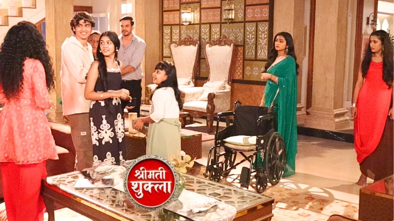 Shrimati Shukla | Today Episode | Ravi की माँ को चलता देख सब हुए हैरान | On Location