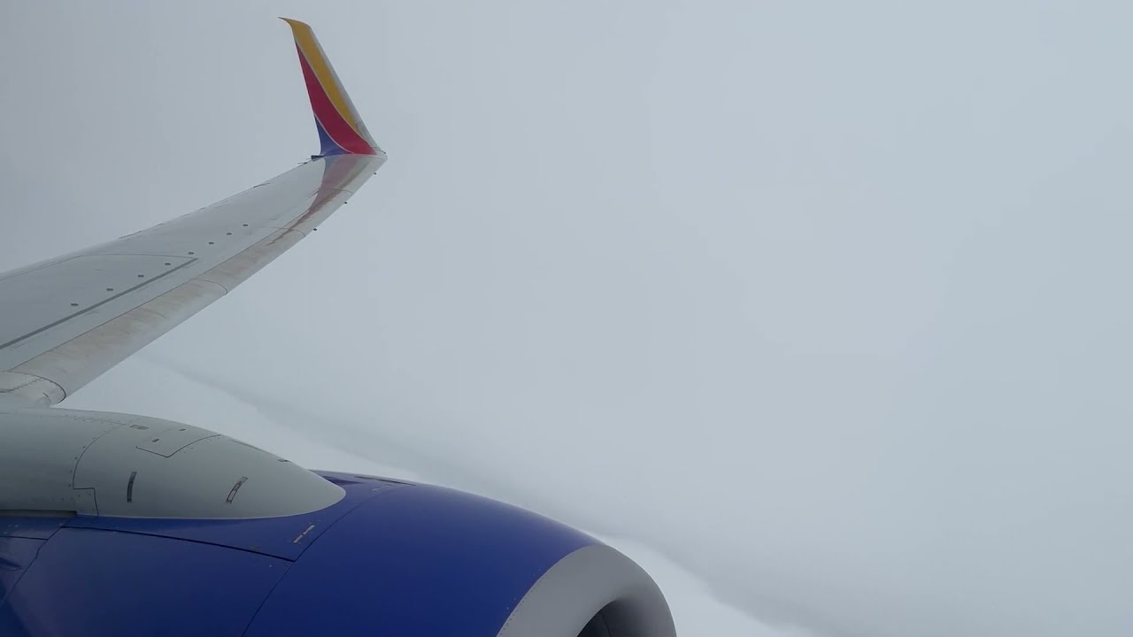 Low Ceiling Takeoff from Oklahoma City | Southwest Airlines | Boeing 737-800 | OKC