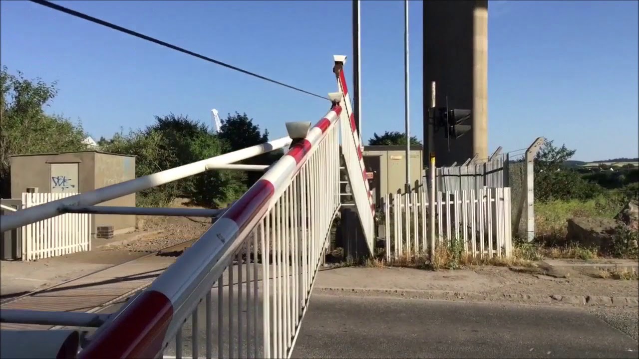 EVERY LEVEL CROSSING IN BRISTOL!!! 🏴󠁧󠁢󠁥󠁮󠁧󠁿