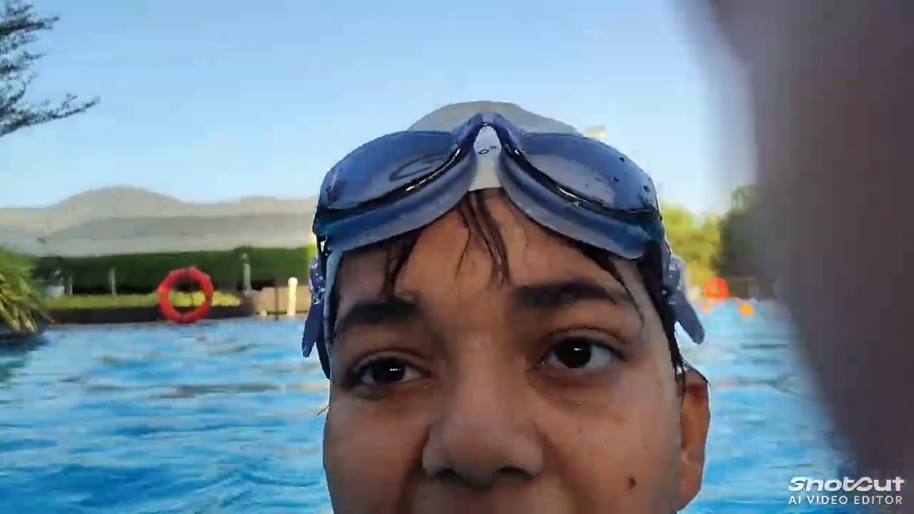 Today is my swimming class day first 