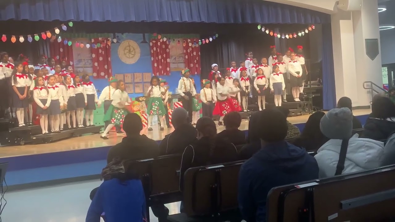 Elfie selfie￼ Parkway village elementary