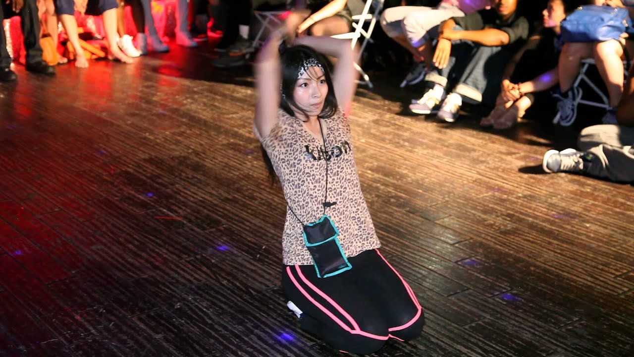 HAND PERFORMANCE @ VOGUE NIGHTS 8/3/2015 PART 1 KOPPI MIZRAHI