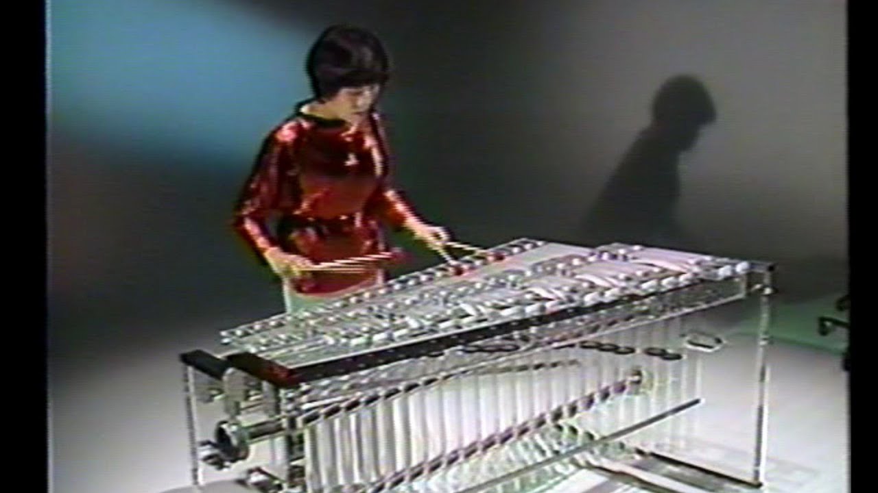 Crystal Marimba  Glass Harp ガラスのマリンバ と グラス ハープ 高橋美智子 Michiko Takahashi