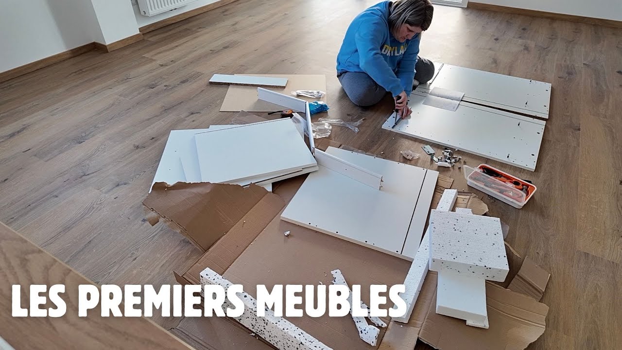 Premiers meubles du nouvel appartement!