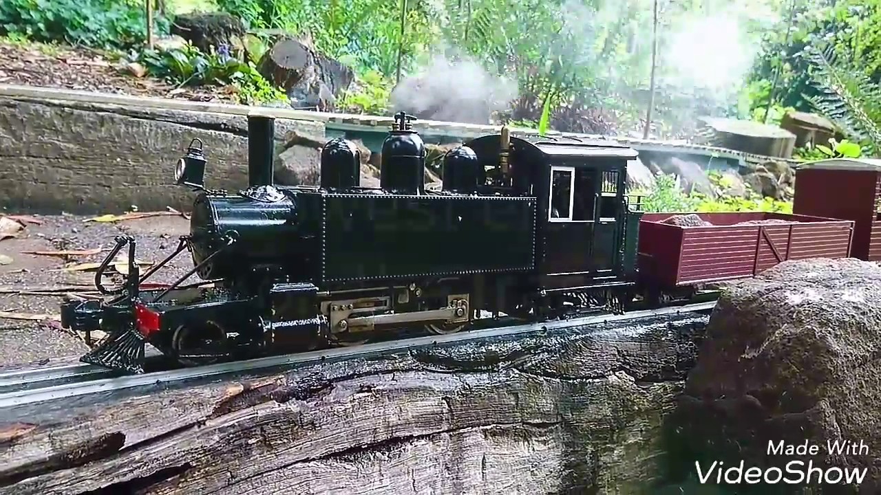 Live steam Accucraft Lyn with whistle miniature Puffing Billy