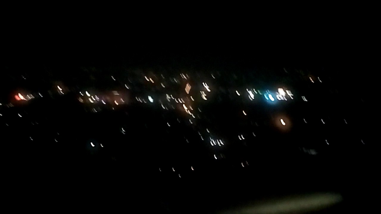 Landing di malam hari di Bandara SOETTA Bersama A320 Batik Air